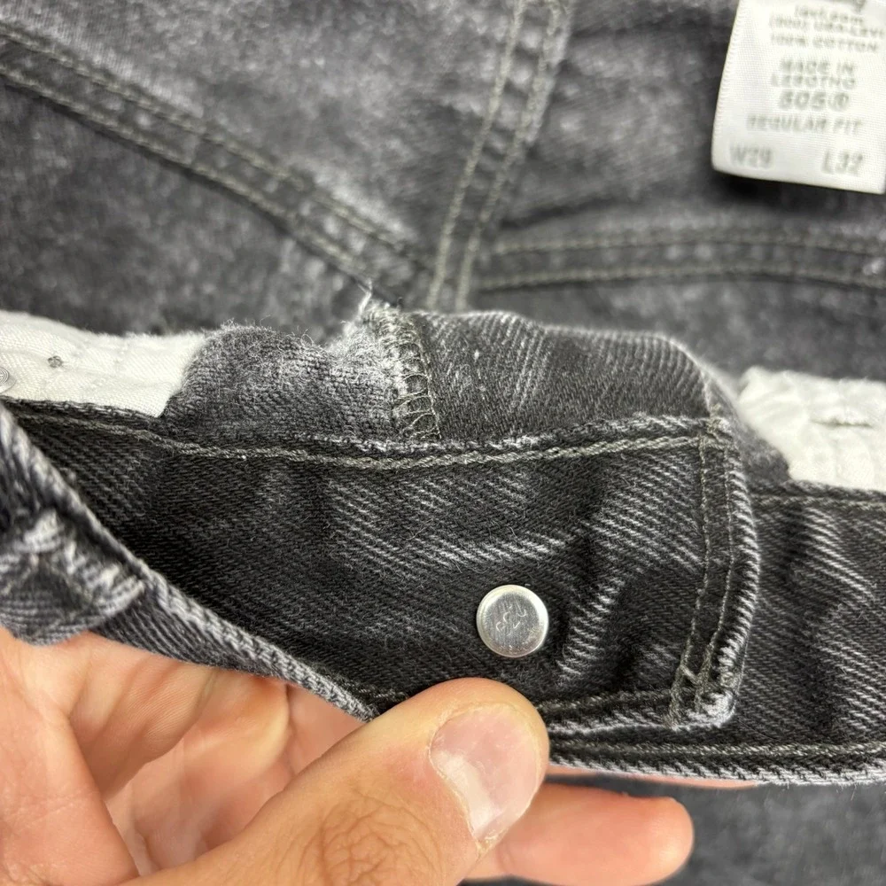 Vintage Levi's 505 Jeans Black 28 x 31 Straight Cotton Zip Lesotho 2006 Denim